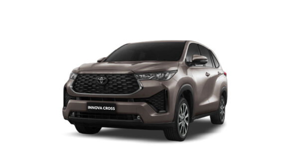 Toyota Innova Cross